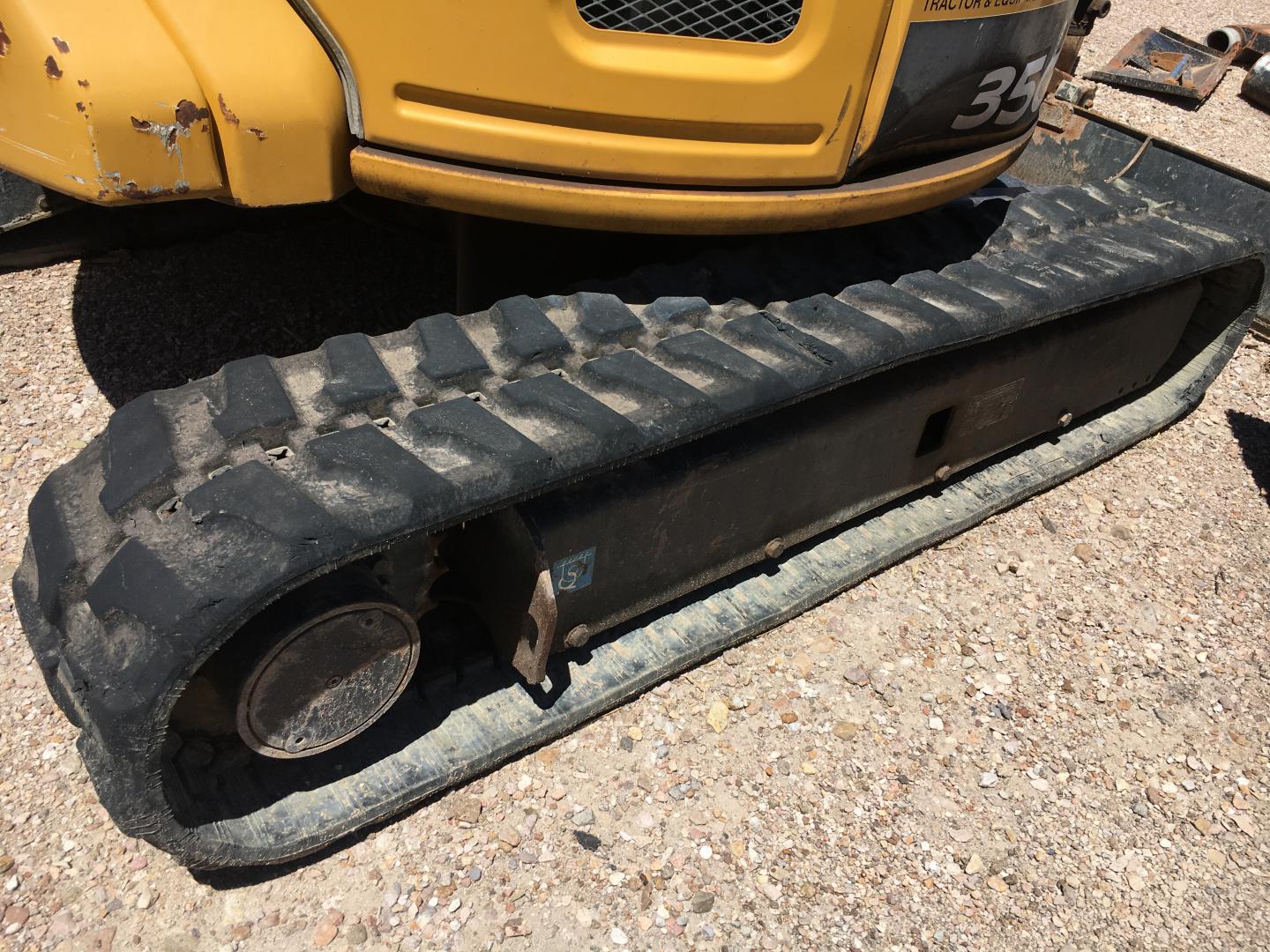 ./imagenes/INVOICE/2019/16378/MINIEXCAVADORA JOHN DEERE 35G PARA PARTES (17).JPG